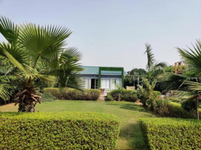 SD Royal Farm By GoBravo Hotels